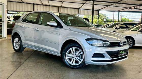 VOLKSWAGEN POLO 1.0 MPI TOTAL FLEX MANUAL VOLKSWAGEN POLO 1.0 MPI TOTAL FLEX MANUAL